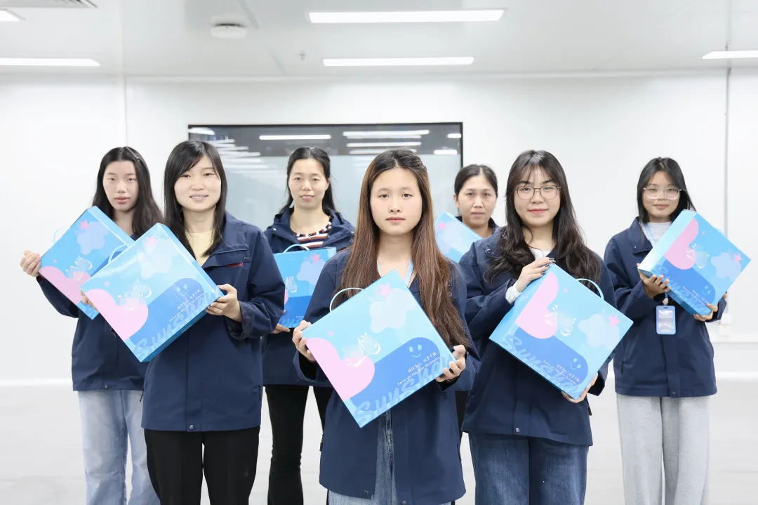 女神节：黄石“乒”出欢乐，昭通“河妆你甜美！